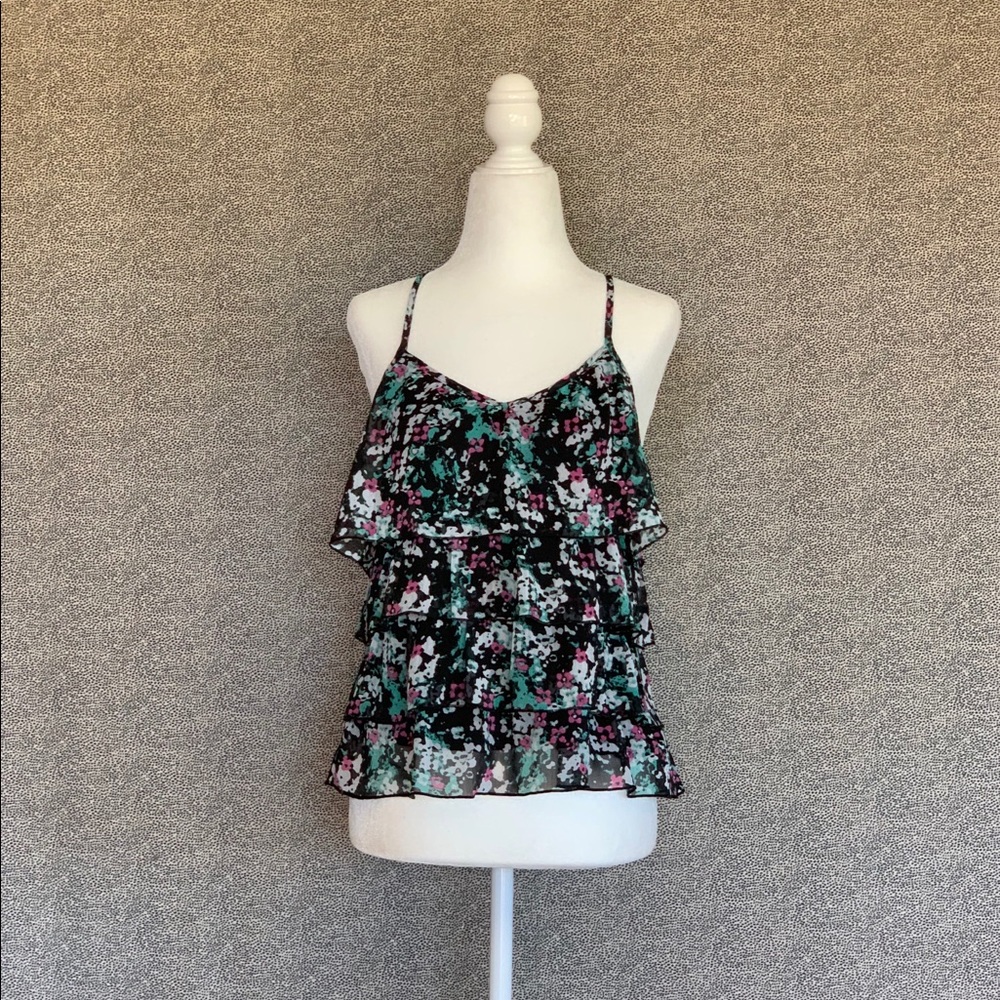 ✨💫Dark Floral Layered Ruffle Top💫✨